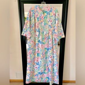 Vintage Leigh Karmitz By Periphery Floral House Coat